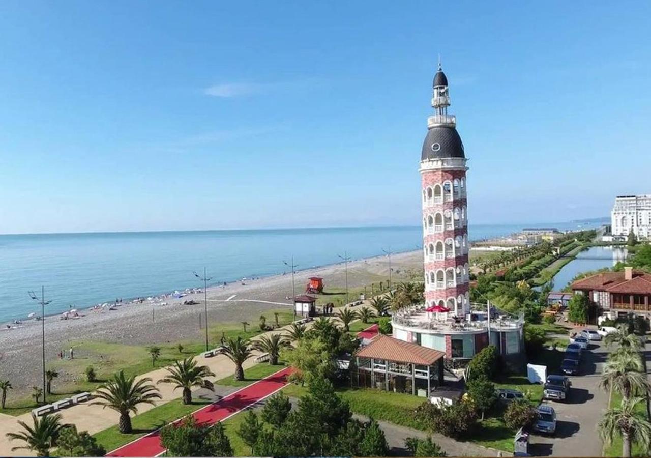 Отель Orbi Батуми Экстерьер фото